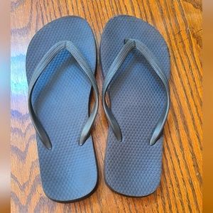 Old Navy Flip Flops